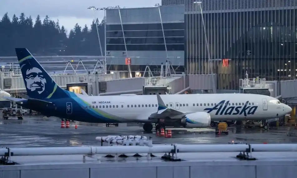 美国联邦航空局下令暂时停飞部分波音737 Max 9飞机