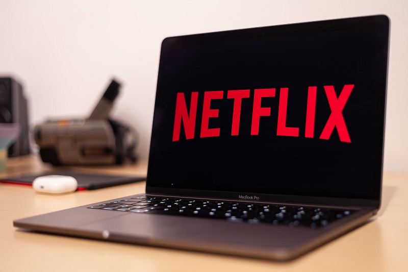 Netflix含广告订阅套餐月活用户超4000万,将推出自家广告平台