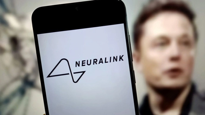 马斯克旗下Neuralink进军英国,招募脑机接口临床试验参与者