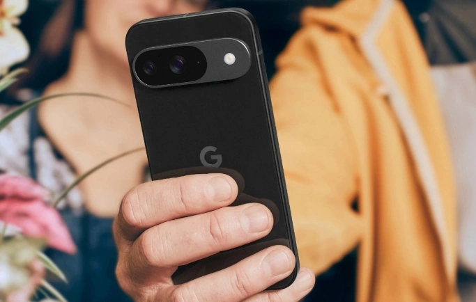 谷歌 Pixel 9 系列手机原生支持 USB-C 显示输出,Android 15 将迎增强的桌面模式